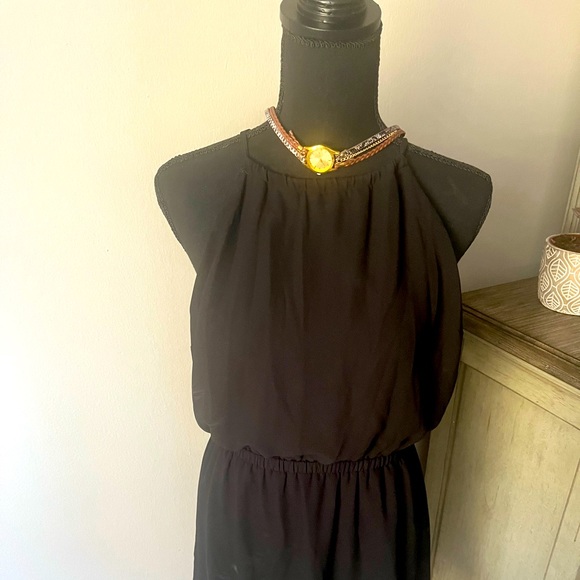 Guess Dresses & Skirts - ⭐️ $10 Bundle Add On ⭐️